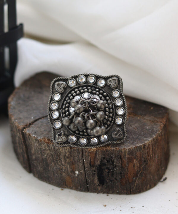 Fashion Oxidized Rings