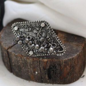 Fashion Oxidized Rings